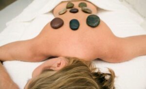 Hot stone massage in eMalahleni